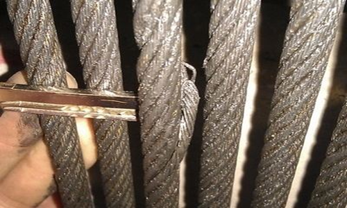電梯鋼絲繩斷裂